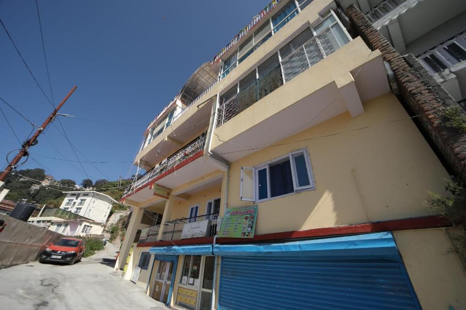 Panaromic Home Stay 305 Apartment in Uttarakhand