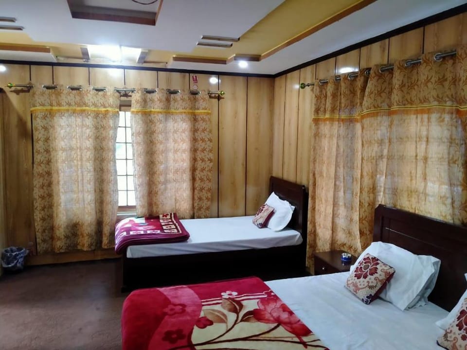 Shaheen guest house Skardu  Vacation rental in Pakistan