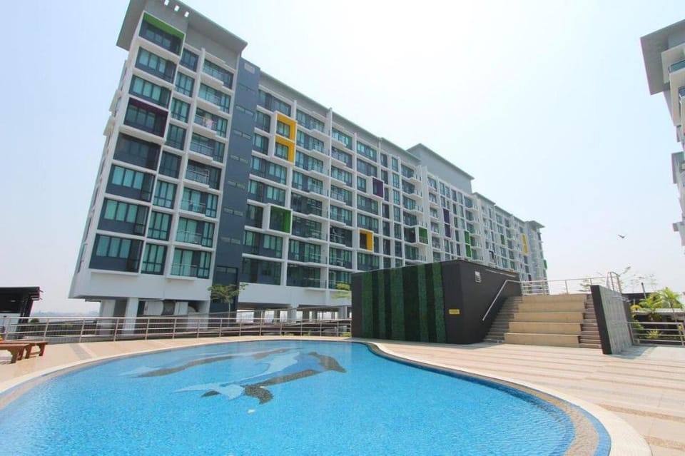 Double Queen DreamMaker, Full Kitchen: Jazz 3 Vacation rental in Kuching