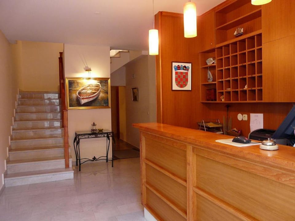 Family Room with Sea View Apartment in Dubrovnik-Neretva County