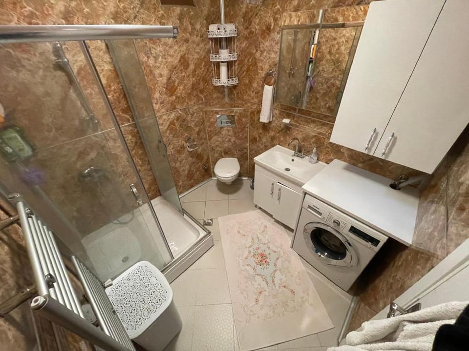 LİV HOSPİTAL 5 MİNUTES/ORTAKOY/ULUS Vacation rental in Istanbul