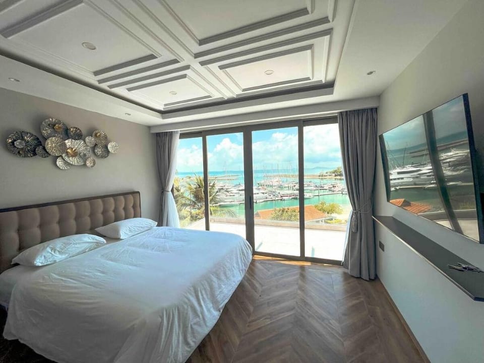 SEA TO SKY  Villa 3 Bedroom Luxury Ocean View Villa in Riau Islands, Indonesia