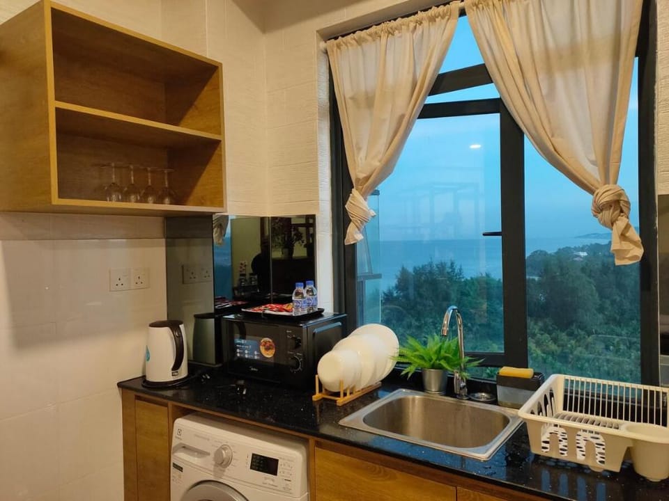 Timurbay Hillview & Seaview with Netflix  Apartment in Terengganu, Malaysia