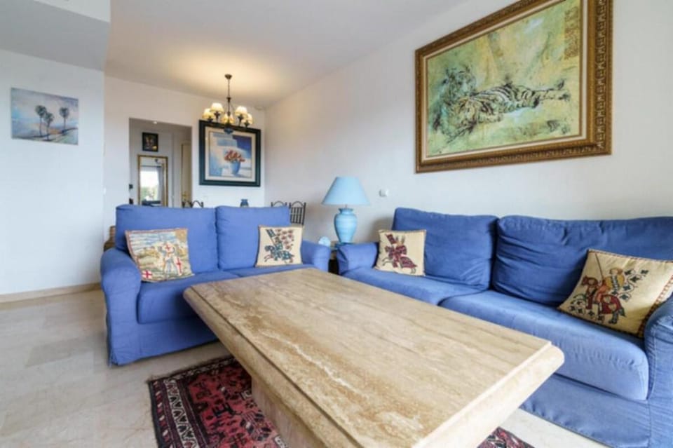 CT 129 - Colinas de Rivera - Pool & Garden Apartment in Sitio de Calahonda