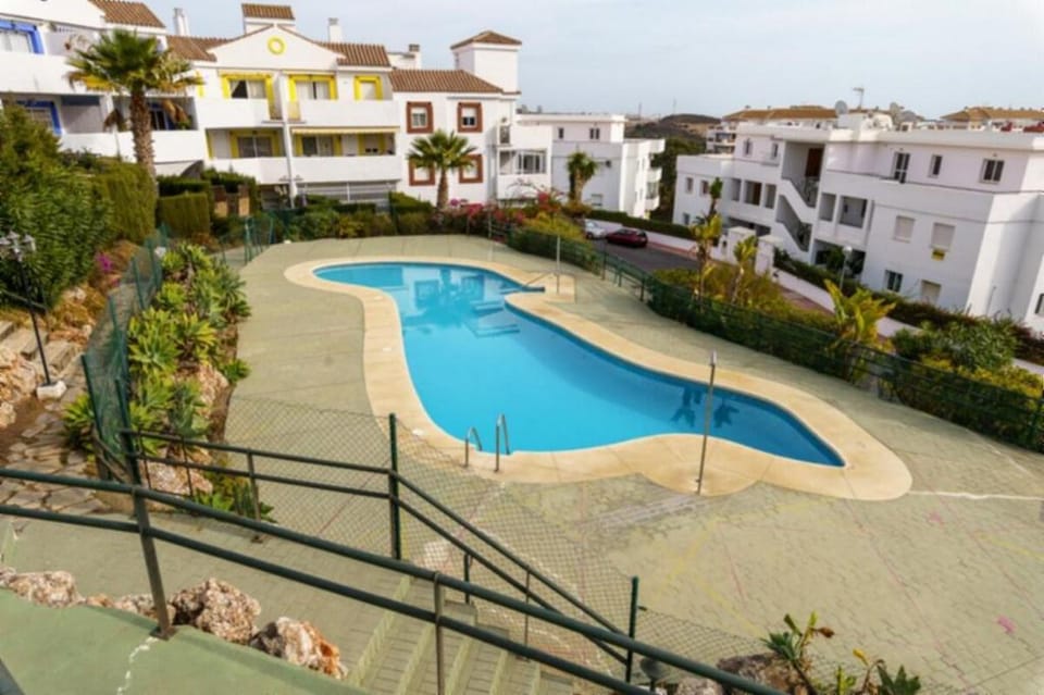 CT 129 - Colinas de Rivera - Pool & Garden Apartment in Sitio de Calahonda