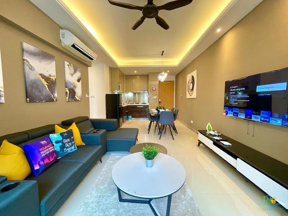Luna Suite •R&F Mall @ 2BR nearCIQ by RR JBcity Apartment in Johor Bahru