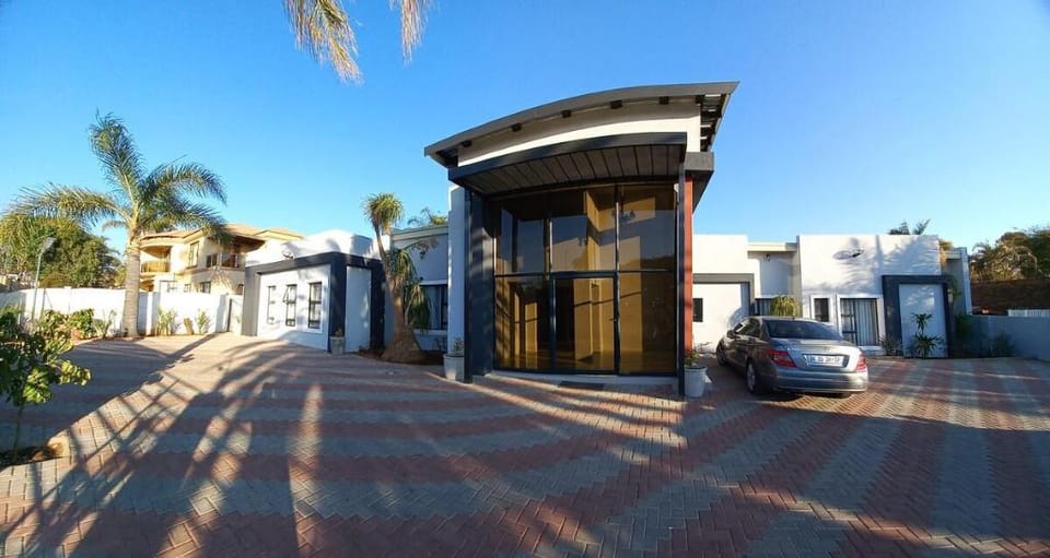 Best Accommodation near Pholoso Netcare Hospital Vacation rental in South Africa
