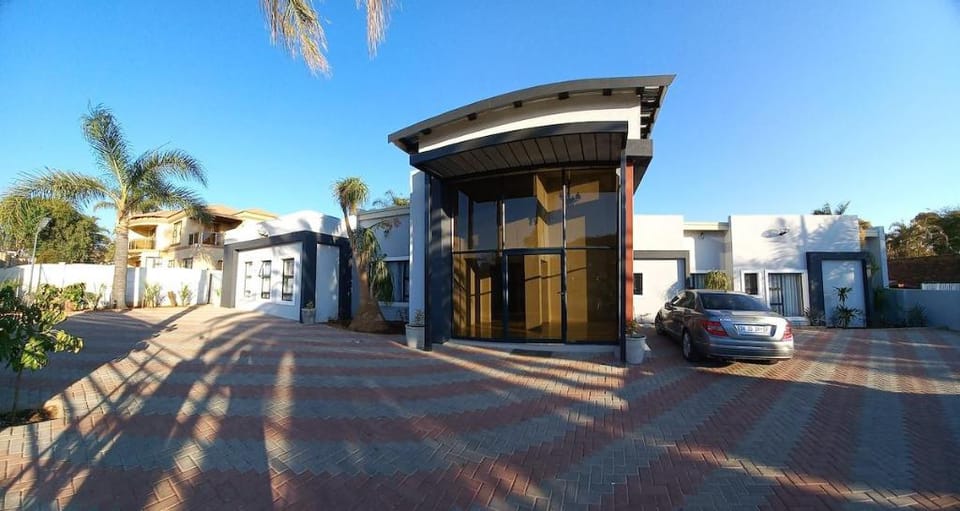 Friends and Family Holiday Home in Polokwane Vacation rental in South Africa