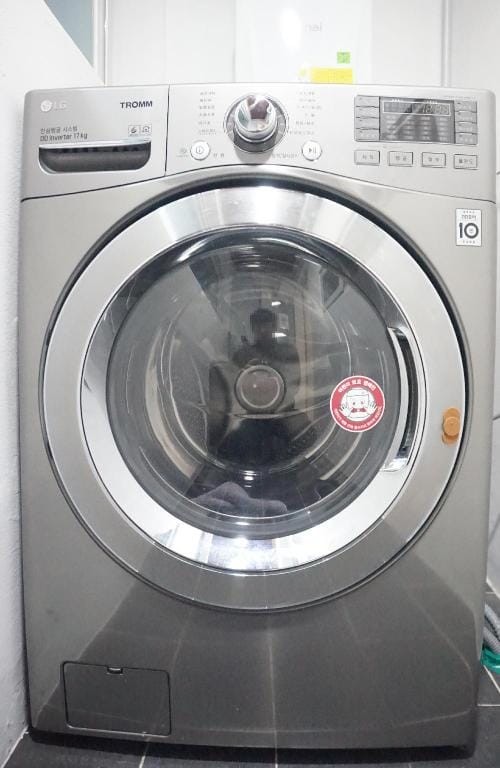 Hongdae 3-Room house, 7 mins from Hongik Univ Stn. Apartment in Seoul