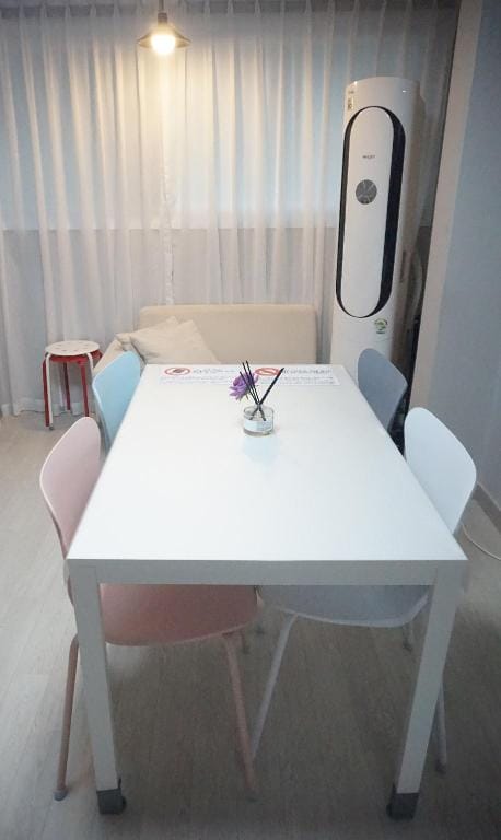 Hongdae 3-Room house, 7 mins from Hongik Univ Stn. Apartment in Seoul