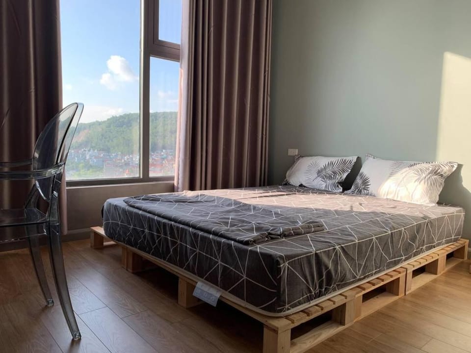 Căn hộ tiện nghi, hiện đại Hạ Long Apartment in Laos