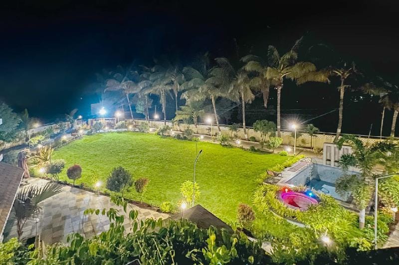 Coco Palms by VEO - Part of StayVista Villa in Maharashtra