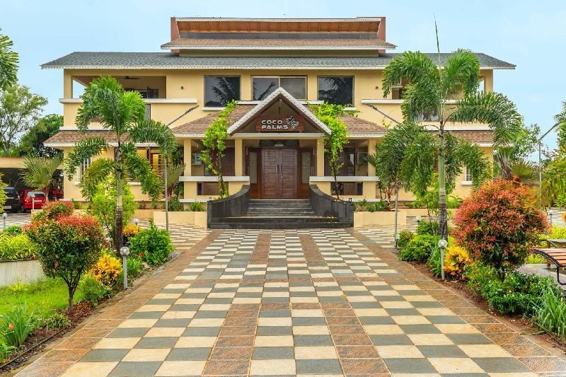 Coco Palms by VEO - Part of StayVista Villa in Maharashtra