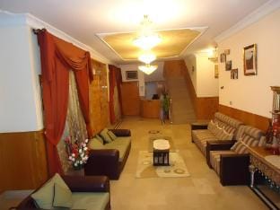 SAYYAM HEIGHTS **CHARMING 32 BEDROOM HOTEL** Apartment in Pakistan