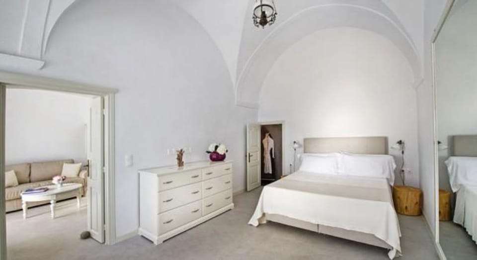 Villa Calliope, Aegean Views Apartment in Oia