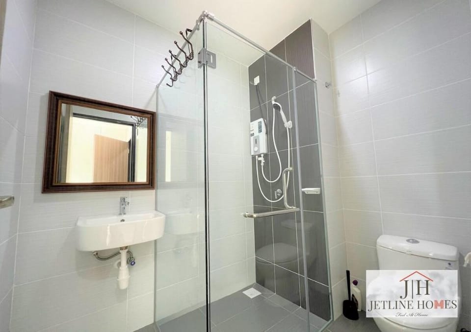 Melaka {Nova8 Suite} City-View/ 4Pax/ WIFI/tv-box Vacation rental in Malacca