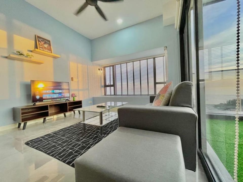 MJHolidayB2739{GloriousSeaview}PrivateJacuzziVilla Apartment in Malacca