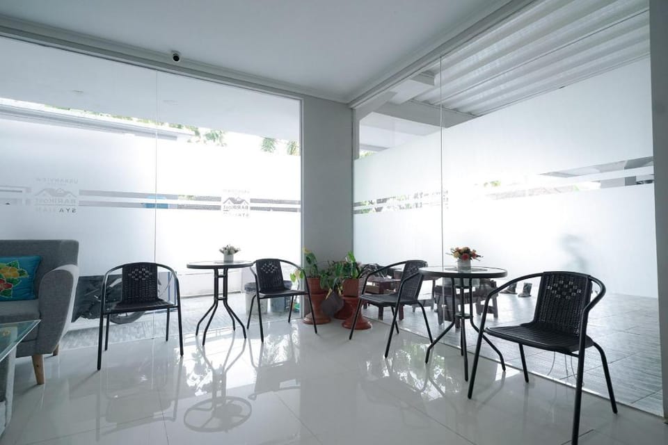 Urbanview Hotel Bari Syariah Palembang By RedDoorz Hotel in Indonesia