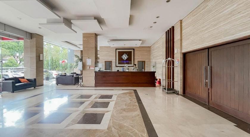 Urbanview Hotel Newton Riau Bandung by RedDoorz Hotel in Bandung
