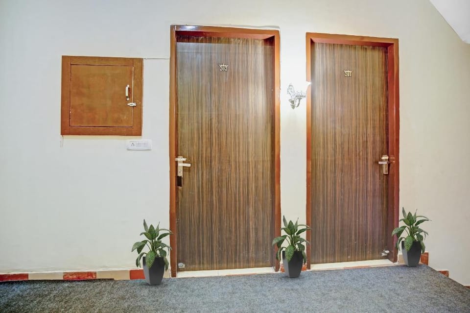 Hotel O Crown Inn Hotel in Ludhiana