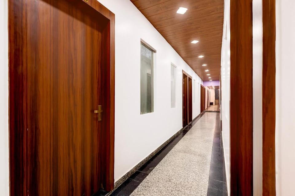 FabHotel Neelkanth Hotel in Nepal