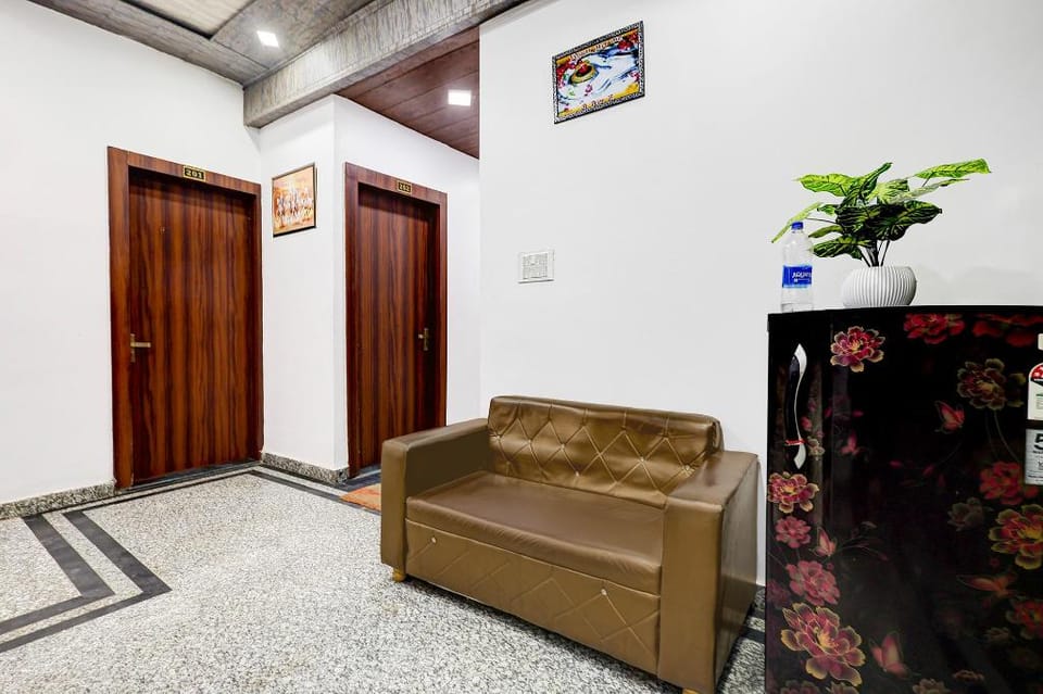 FabHotel Neelkanth Hotel in Nepal