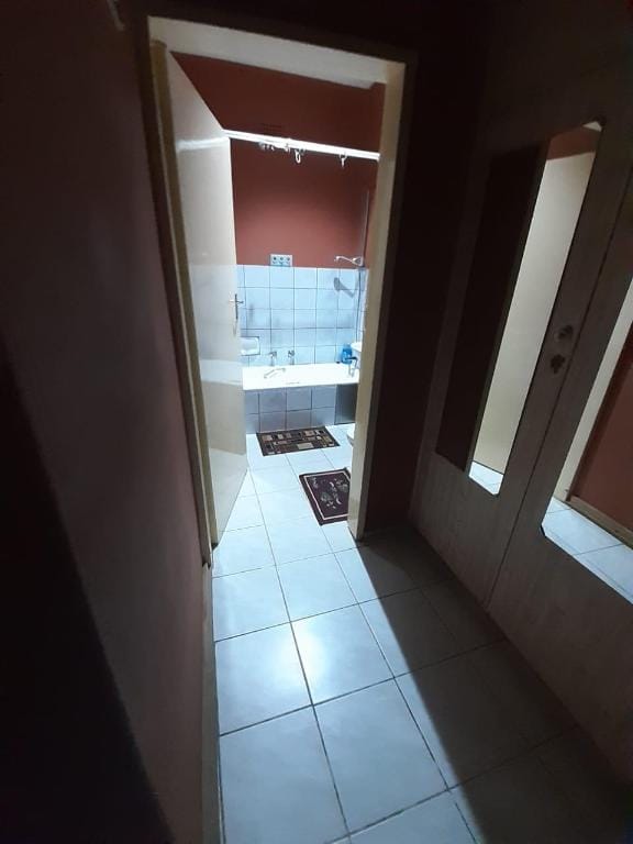 LAS VEGAS  GUEST INN Hotel in Roodepoort