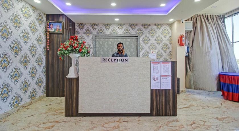 Hotel O City Central Kummariwada Hotel in Telangana