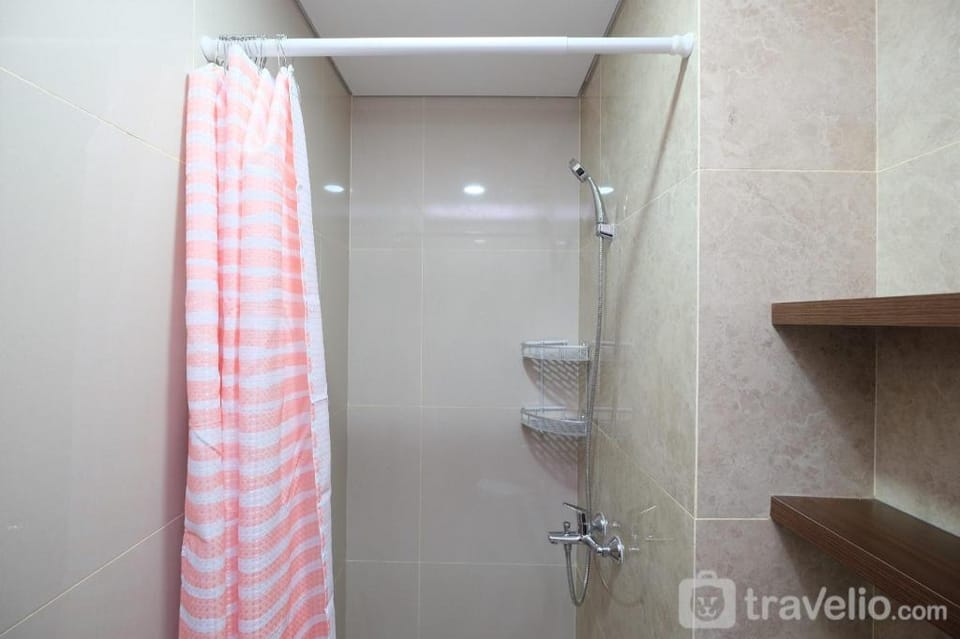 ComfortModern Studio Transpark Cibubur By Travelio Apartment in West Java