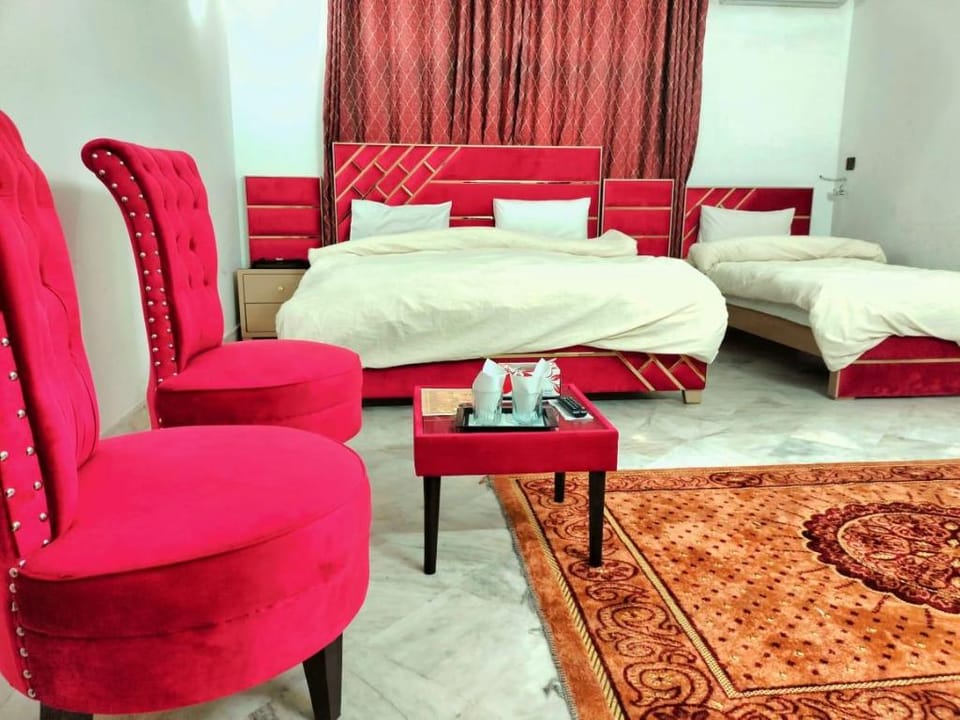 Smart lodge Hotel in Islamabad