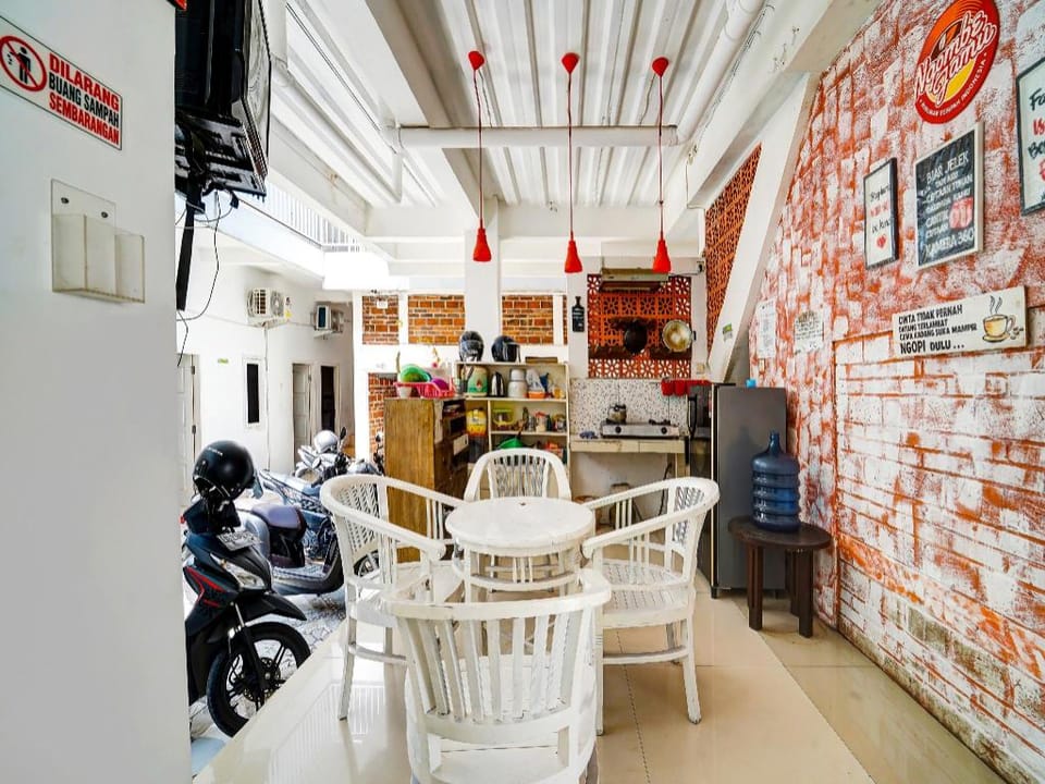 Hotel O Guesthouse King Puntodewo Hotel in Yogyakarta
