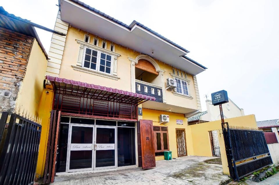 Hotel O Felicia Homestay Hotel in Indonesia