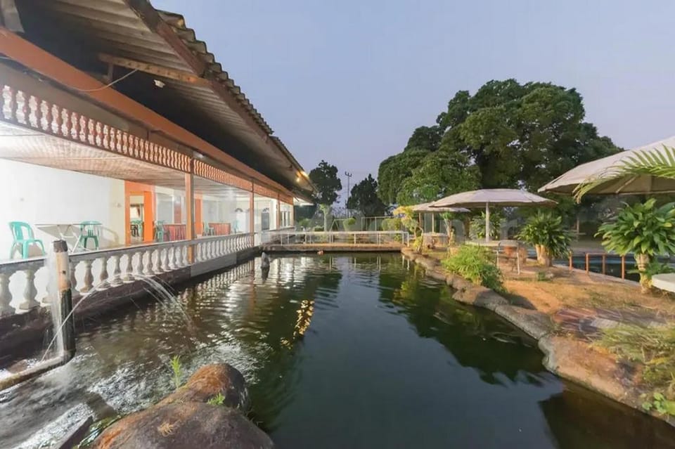 Hotel New Linggarjati Mitra RedDoorz Hotel in West Java