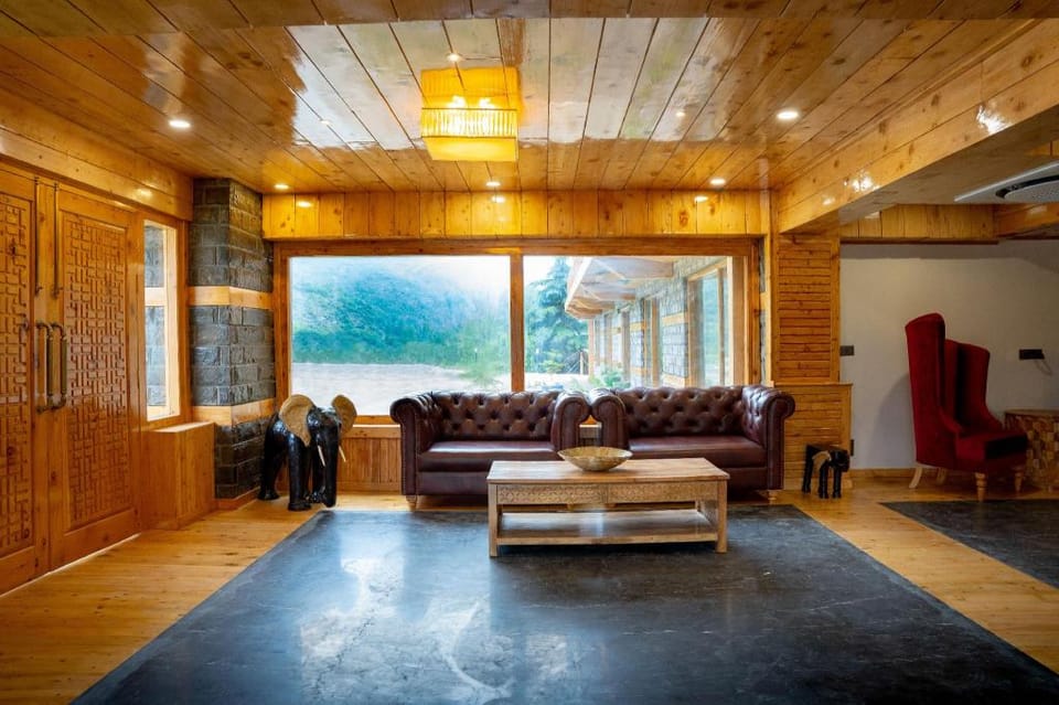 SHIRAR RESORT AND SPA Hotel in Himachal Pradesh