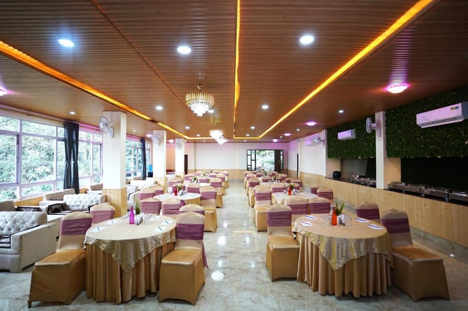 Treenz Hotel Hotel in India
