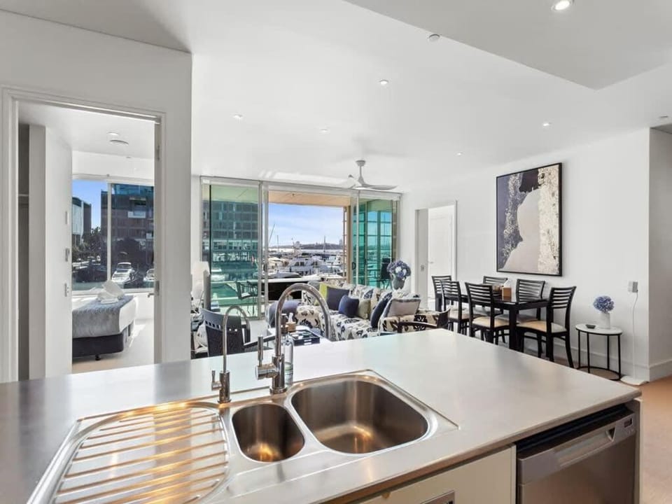 Gorgeous 2BR in Wynyard Quarter by Zodiak Stays Apartment in Auckland