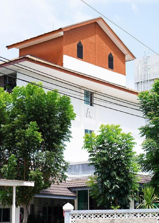 COZZI_137 - The Dark Rise by Grand Airport Resort Apartment in Bangkok