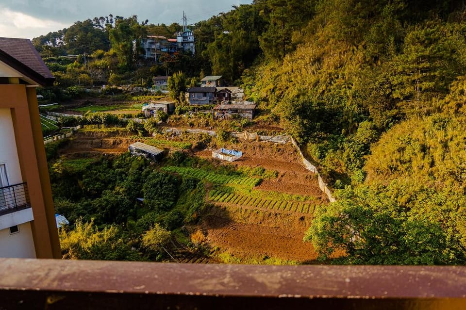 Yong's Place at The Courtyard by Goshen Apartment in Baguio