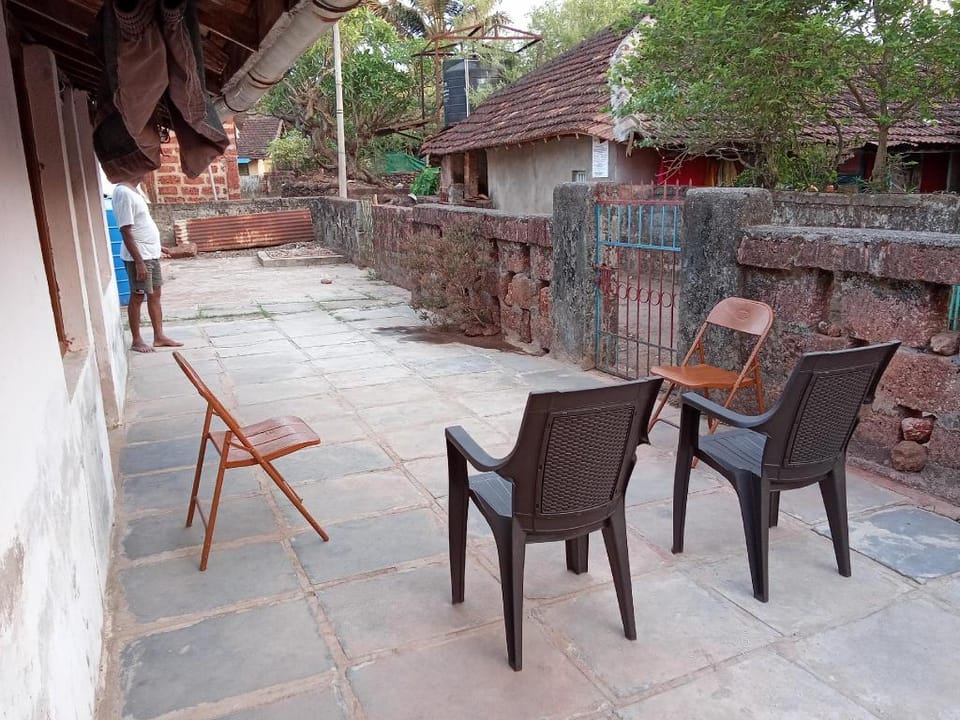 Chaitanya homestay nearby sea 7304034389 Vacation rental in Maharashtra