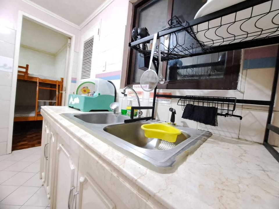PRIMEHOOK Zarems Homestay at the Heart of the City Apartment in Baguio
