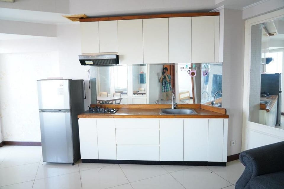 Comfortable 2 Bedroom Apartment near Pakuwon Mall Apartment in Surabaya