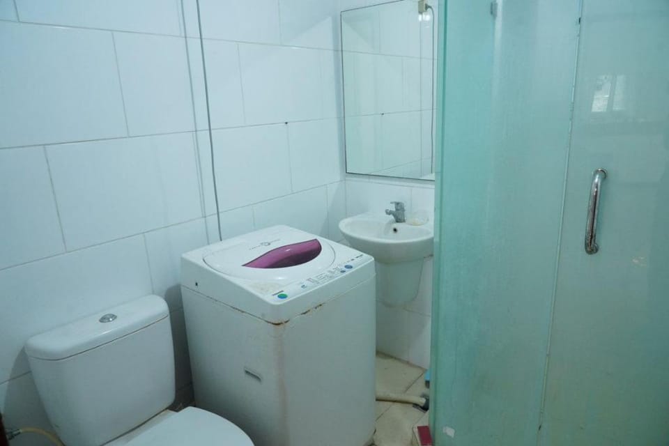 Comfortable 2 Bedroom Apartment near Pakuwon Mall Apartment in Surabaya