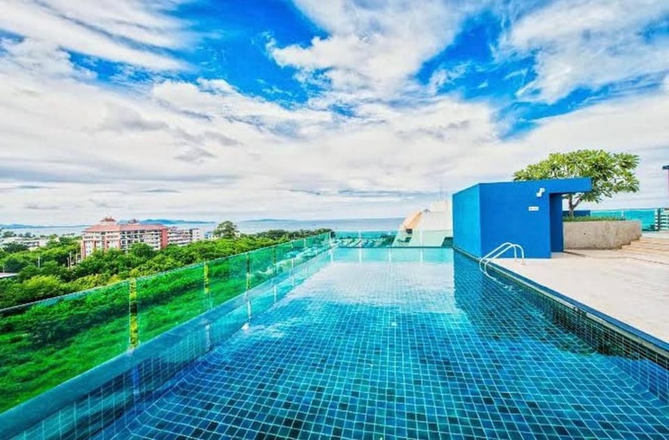 Acqua condominium Apartment in Pattaya City