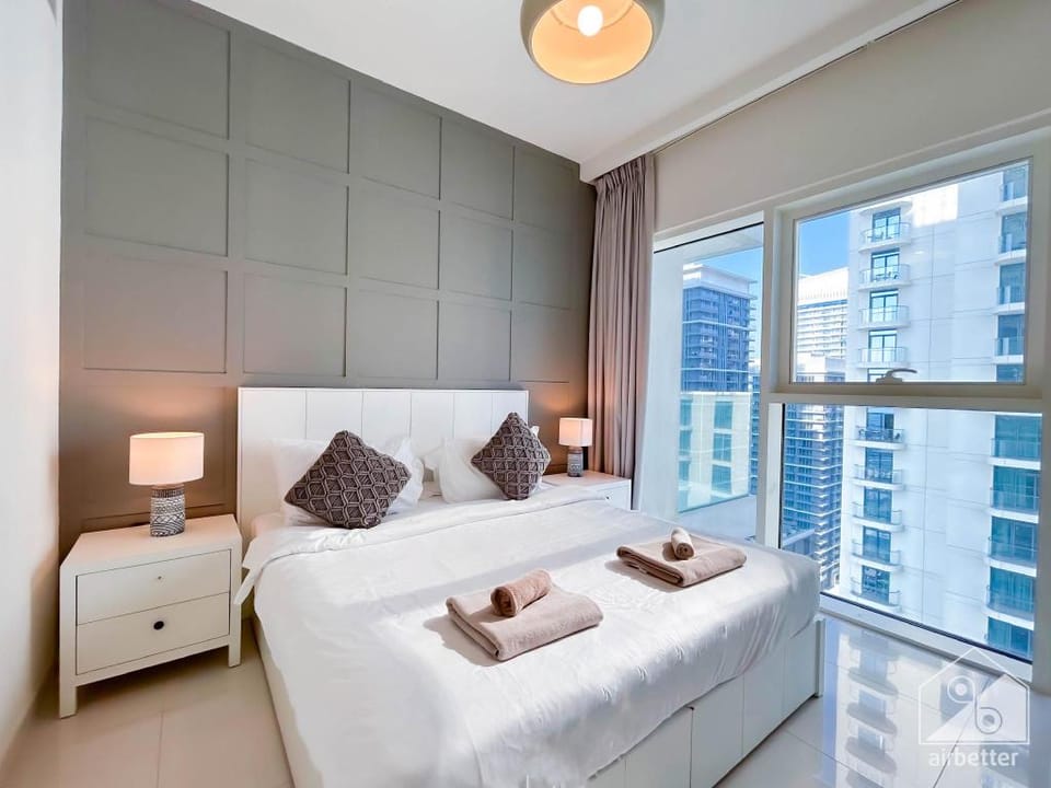 Luxury Sea View with balcony SunriseBay Marina Vacation rental in Dubai