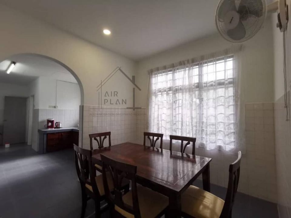 SENJA Retreat Port Dickson • Ocean Sunset View Vacation rental in Port Dickson
