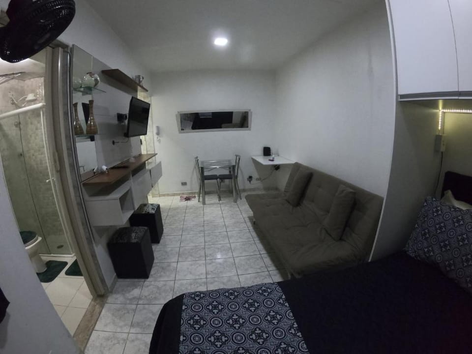 Sala living em prédio familiar na Avenida da praia Apartment in Santos