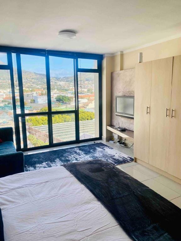 Four Seasons 14th floor Apartment Cape Town  Apartment in Cape Town