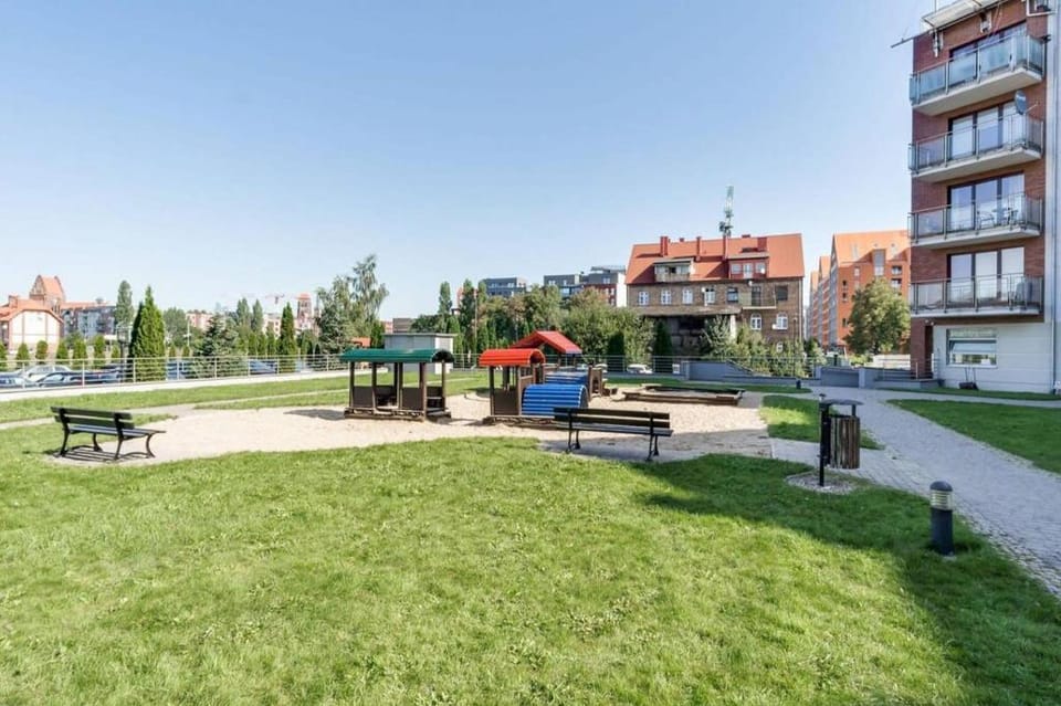 Aquarius in Gdańsk with 1 bedrooms and 1 bathrooms Apartment in Gdansk