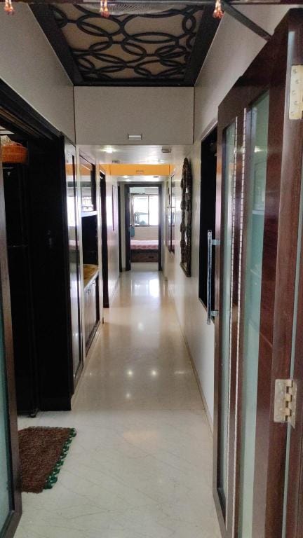 Lovely private furnished room in beautiful flat. Vacation rental in Mumbai