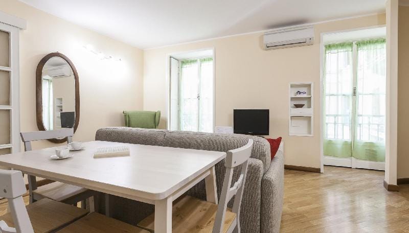 Palazzi 4 Apartment in Milan